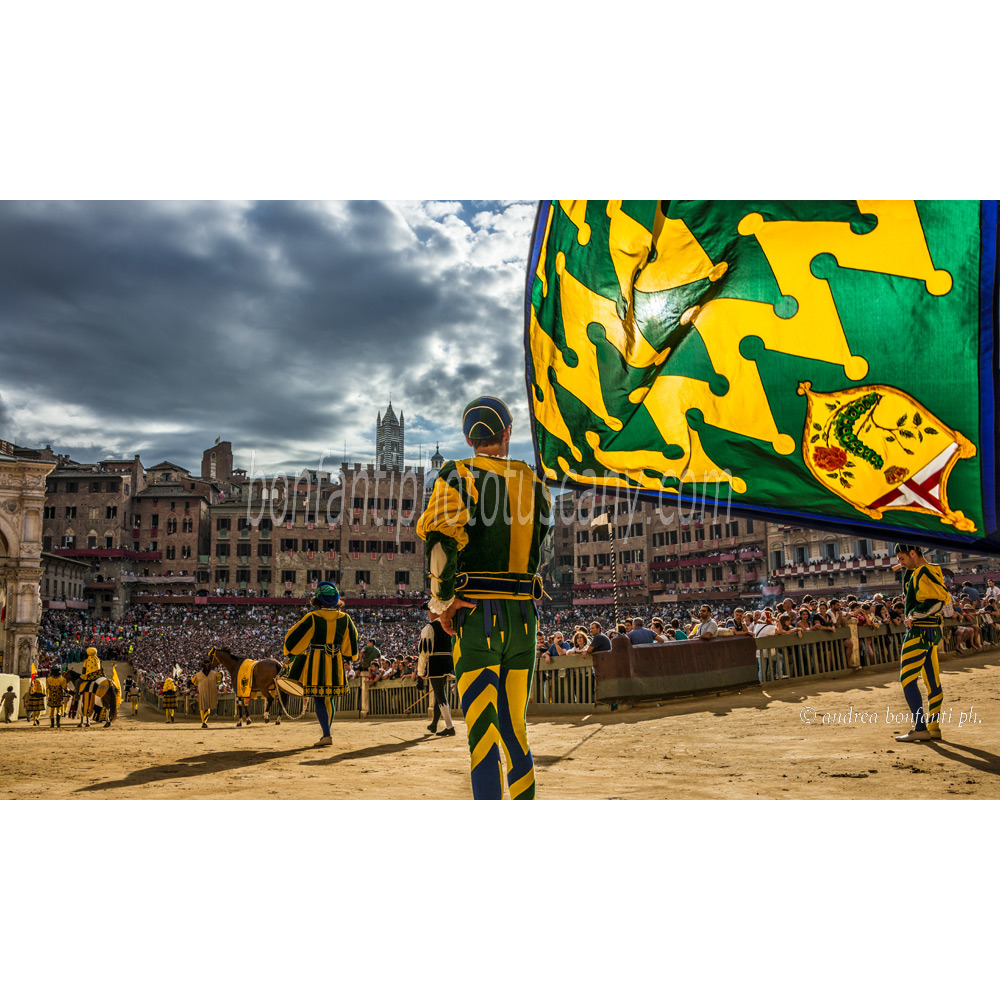 andrea bonfanti ph © palio de Sienne cortège historique